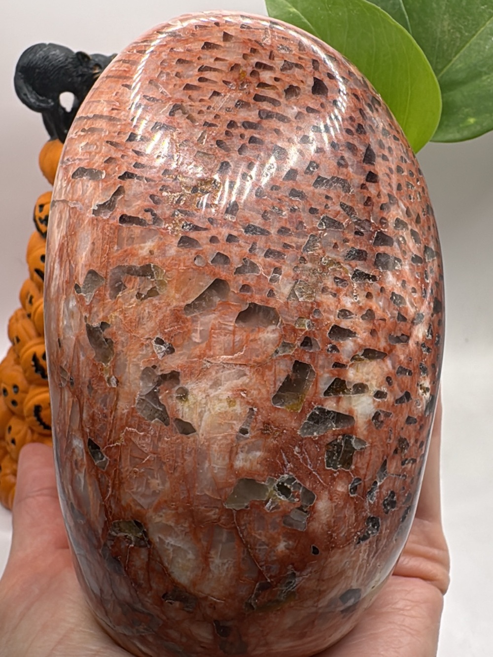 Feldspar and flashy moonstone free form - Picture 3 of 4